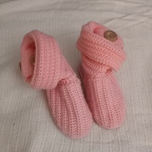 🕊DAWGS girls Knit Booties🕊